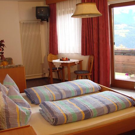 Gasthof Hotel Woehrmaurer Feldthurns Dış mekan fotoğraf