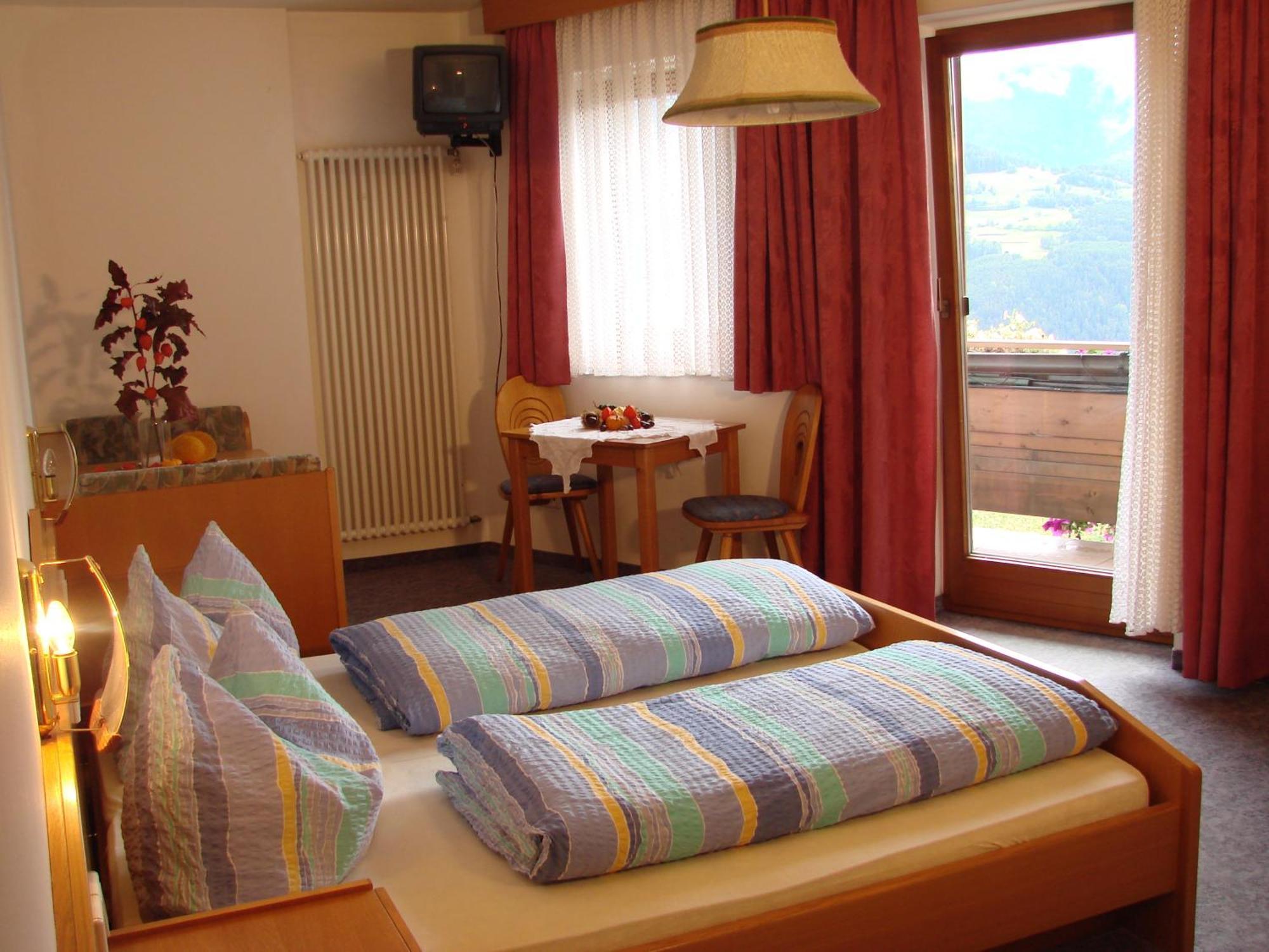Gasthof Hotel Woehrmaurer Feldthurns Dış mekan fotoğraf
